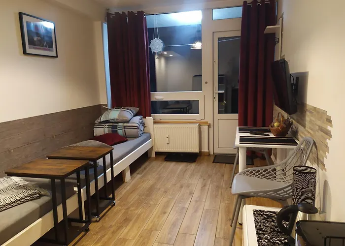 Barbara Jaszowiec * 乌斯特龙